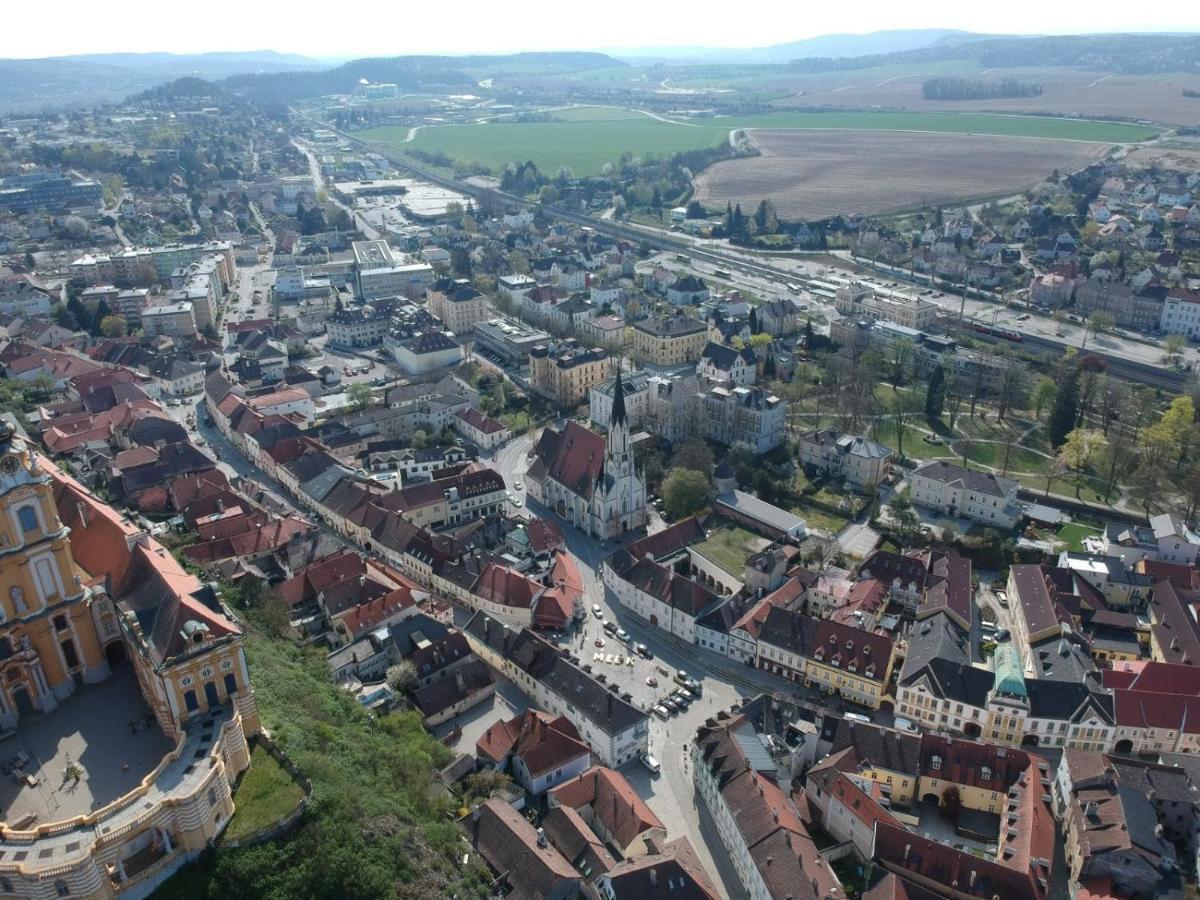 Апартаменты Schon Wohnen Beim Stift Мелк Экстерьер фото