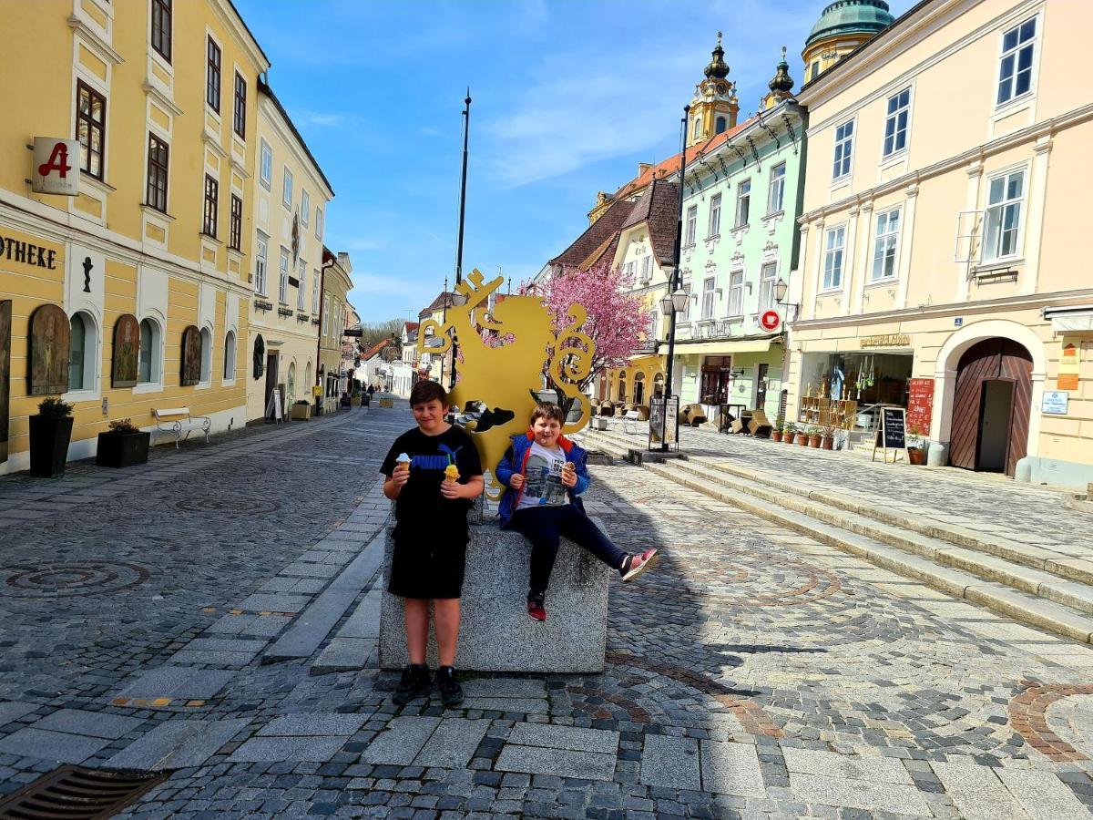 Апартаменты Schon Wohnen Beim Stift Мелк Экстерьер фото
