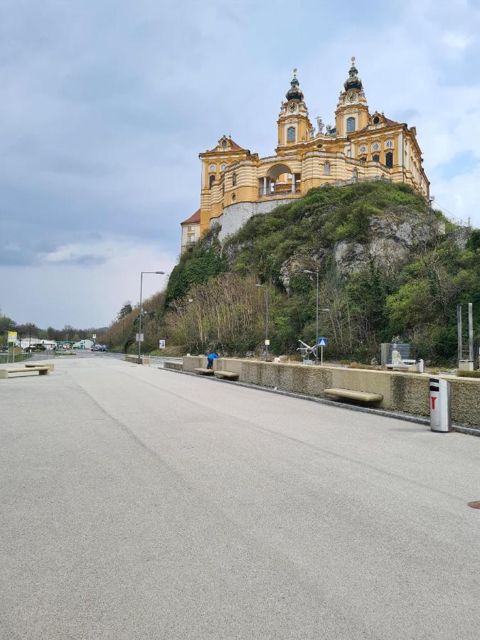 Апартаменты Schon Wohnen Beim Stift Мелк Экстерьер фото