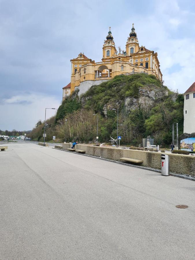 Апартаменты Schon Wohnen Beim Stift Мелк Экстерьер фото