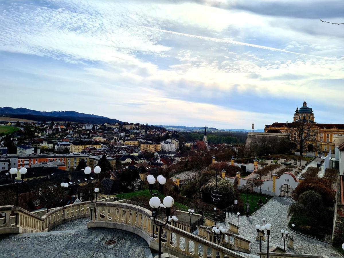 Апартаменты Schon Wohnen Beim Stift Мелк Экстерьер фото